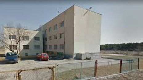 Откраднаха ограда от детската градина в Каменар