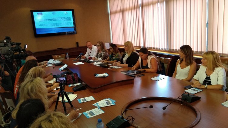 ЕКИПЪТ, КОЙТО РЕАЛИЗИРА СТРОИТЕЛНИТЕ РАБОТИ в местността „Карантината“ запозна медиите с подробностите.