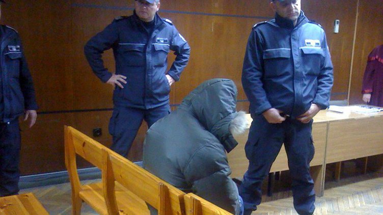 Заподозрян за убийството в Девня остава за постоянно в ареста