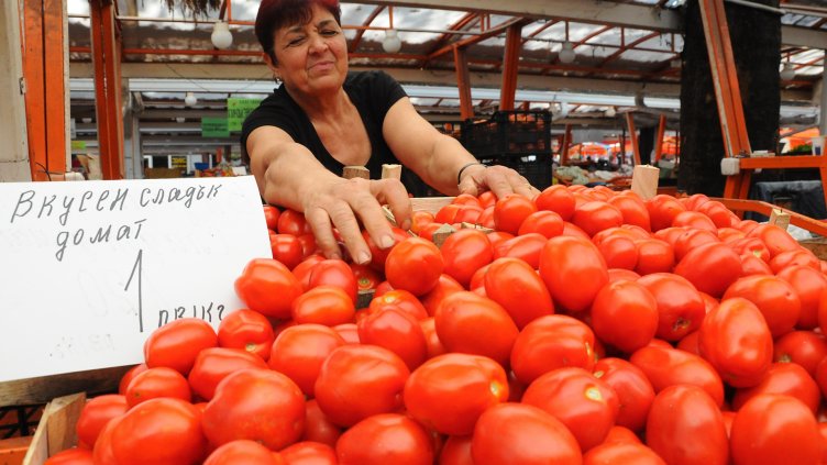 Колко ще ни струва туршийката, лютеничката и ракийката тази есен?