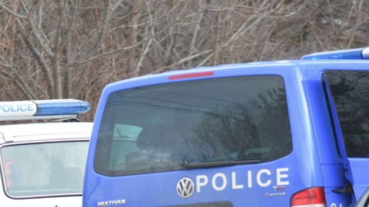 Двама мъже задигнаха над 700 лв. от бензиностанция в „Младост“