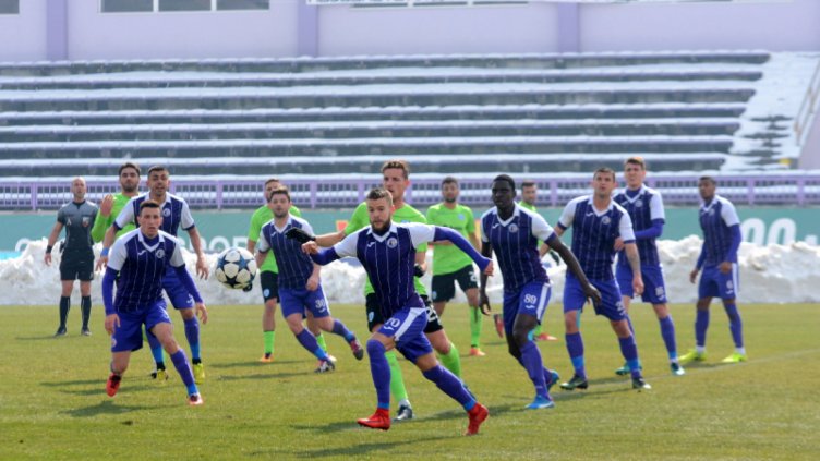 Черно море взе точка при гостуването си на Етър