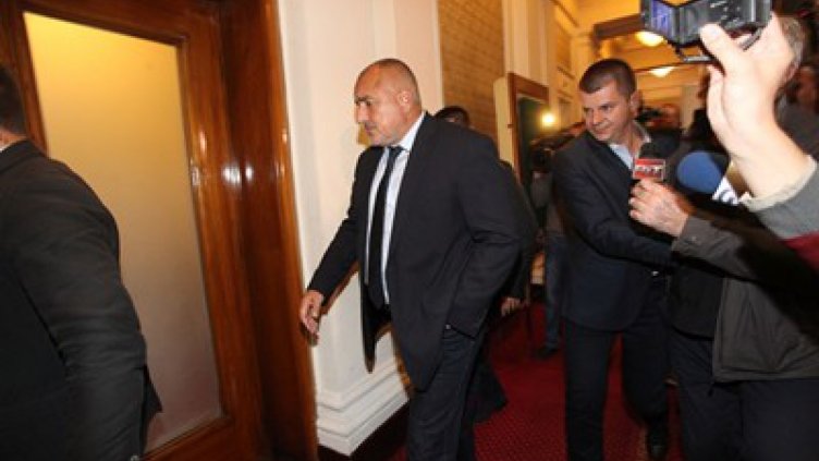 Бойко Борисов: Надявам се да изпратим един ден Румен Радев с овации