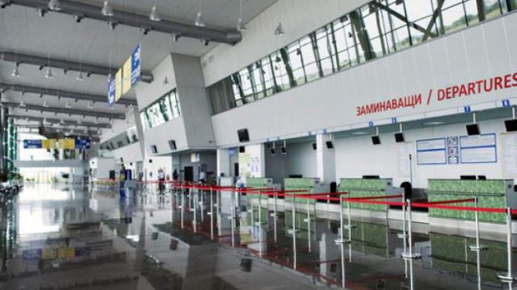 Сигнал за бомба и на летището в Пловдив