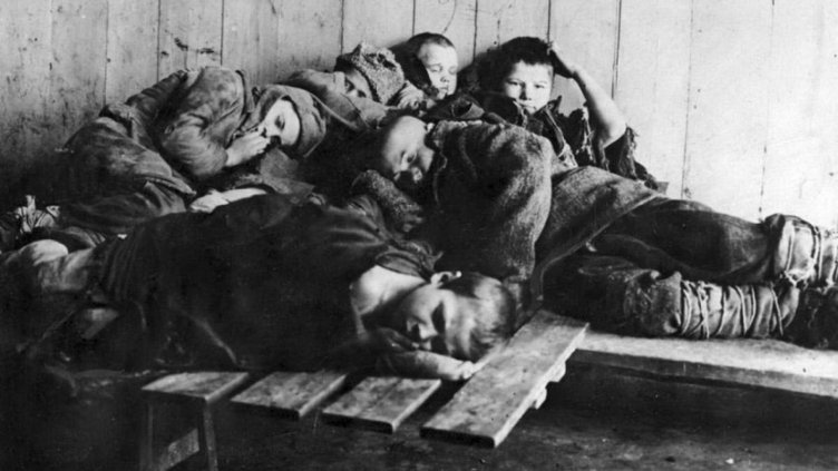 Непознатата история: Държавните деца