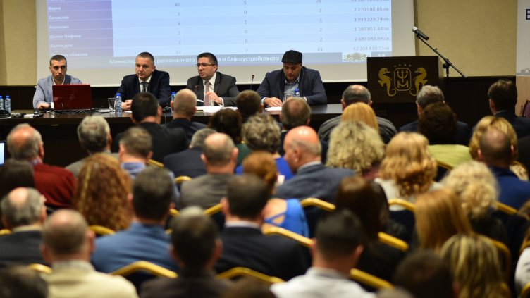 Над 75 км републикански пътища се ремонтират превантивно в област Варна от средата на 2017 г.