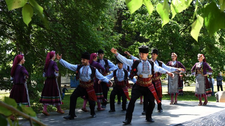 снимки: Пламен Гутинов