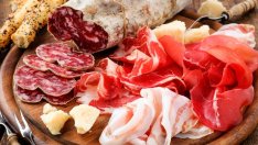 С 10% скача цената на колбасите