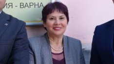 Айрие сяда в стола на Изабела в областна управа Варна от днес
