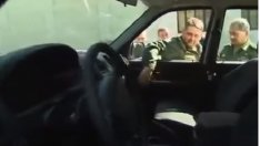 Фалстарт: Генерал счупи дръжката на УАЗ-ка пред Путин 