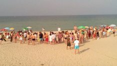 Протест срещу проверките на плаж "Корал"