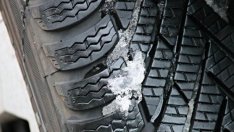 Пред шофьорите често изниква въпросът: Заслужават ли си зимните гуми?