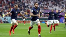 "Петлите" клъвнаха "Атласките лъвове" и са вторият финалист на Мондиала