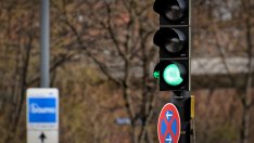 Възстановяват десните секции от светофарите на две кръстовища във Варна