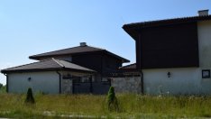 КЗП: Лъжат ни с къщи за гости, рекламират ги като хотели