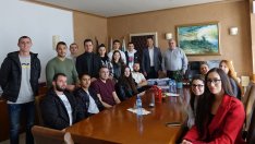 Председателят на Общинския съвет прие варненски студенти	