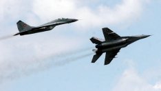 НАТО повиши бойната си готовност заради руския изтребител над Черно море