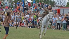Възстановка "Българската армия - от Аспарух до наши дни" се проведе в Тополи (СНИМКИ)