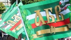 73 блока се включват в празничното шествие във Варна за 24 май