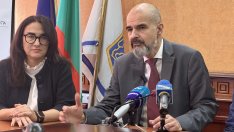 Зам. кметът на Варна Павел Попов отговори на Иван Портних по казуса с математическата гимназия
