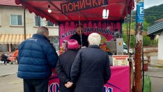 Какви рискове дебнат потребителите при покупка на храни и напитки при събития на открито?