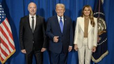 "Възраждане" се усъмни в снимката на Желязков с Тръмп и Мелания 