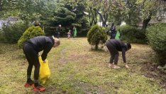 Лошото време не спря доброволците да почистят Варна (СНИМКИ)