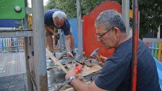 "Позакърпиха" около 100 детски площадки във Варна (СНИМКИ)