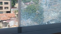 Вече 3 месеца неизвестен стрелец се прицелва в търговски обекти и сгради във Варна