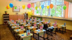 Вдигат с 15 процента учителските заплати от 1 март