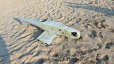 Стряскаща находка: Откриха военен дрон на роден плаж (СНИМКИ)