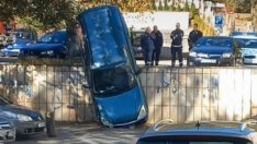 Кола падна от паркинга на наш университет