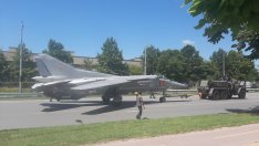 Изтребител на пътя шашна пловдивчани