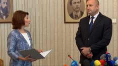 ГЕРБ-СДС върна мандатa, Радев свиква нови консултации утре (ВИДЕО)