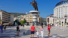 64% от жителите на РСМ са македонци, едва 3504 са българи