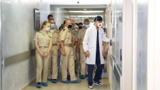 18 младежи ще учат безплатно за военни лекари