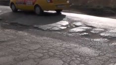 Дупки ли? МРРБ поиска сигнали за лошите ни пътища и като заваляха... 480!