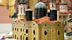 Във Варна наградиха победителите в конкурса „Българските архитектурни паметници в макети“