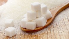 На пазар: Захарта удари 3 лева за кило в магазина, по-скъпа от бензина!