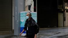 Гърция сваля гарда на ковидмерките