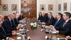 Радев обсъди ключови теми с унгарски министър