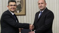 Кой кой е в кабинета на Пламен Николов