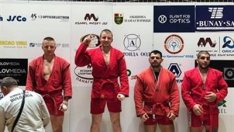 МВР-ейци ала мутри: Чужденец &ndash; вързан и ограбен от близнаци!