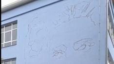 Апостола вече гледа от фасадата на НУ "Васил Левски"