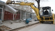 Махат бараки от Колхозния пазар (СНИМКИ)