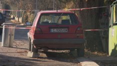 Турил си "Голф"-а на инат. Сега без инат го махна! Ще асфалтират ли дупката?