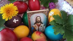 Политиците ни честитиха Великден