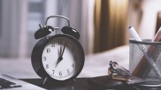 На 29 октомври местим стрелките на часовниците с час назад