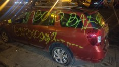 Отмъщение за добро утро: Коли на тротоара изрисувани, с пукнати гуми и потрошени стъкла