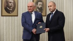 Главчев няма да се среща с Радев